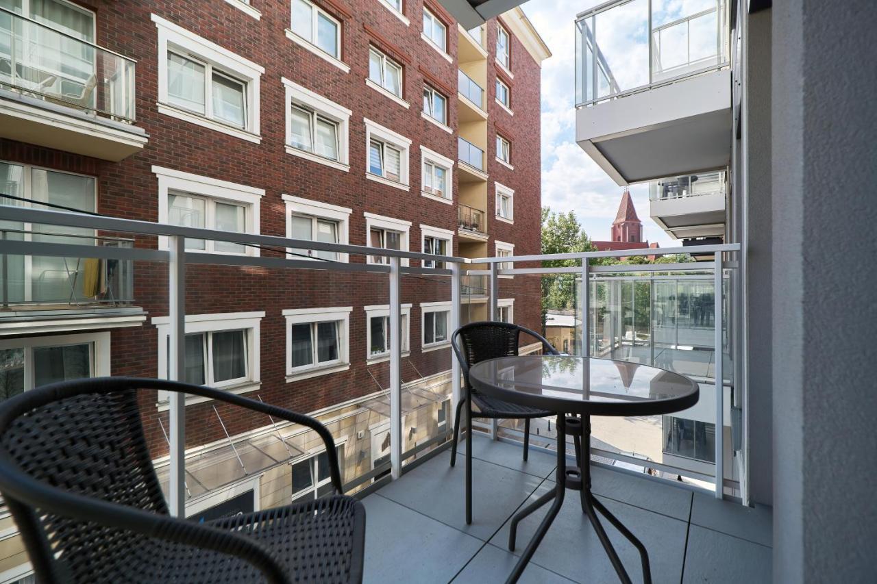 Apartments Wroclaw Jana Pawla II With Free Parking Wroclaw By Noclegi Renters Bagian luar foto