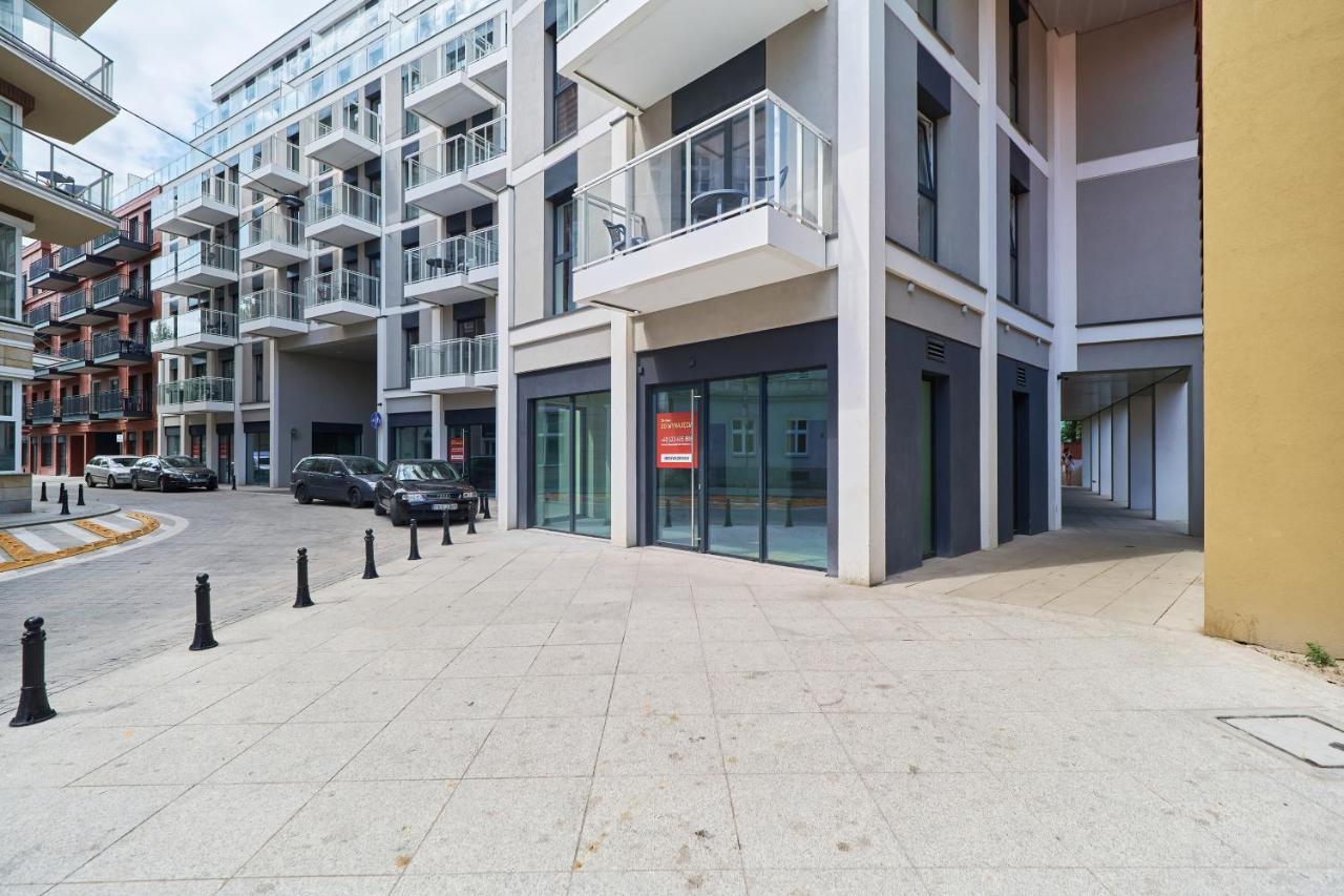 Apartments Wroclaw Jana Pawla II With Free Parking Wroclaw By Noclegi Renters Bagian luar foto